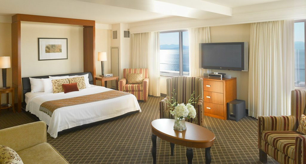 Courtyard Burlington Harbor Hotel Kamer foto